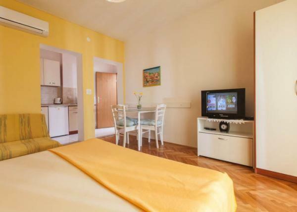 Apartmani Niko Подгора Екстериор снимка