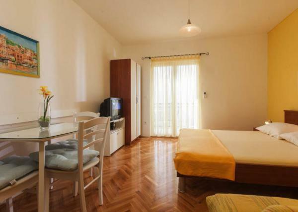 Apartmani Niko Подгора Екстериор снимка